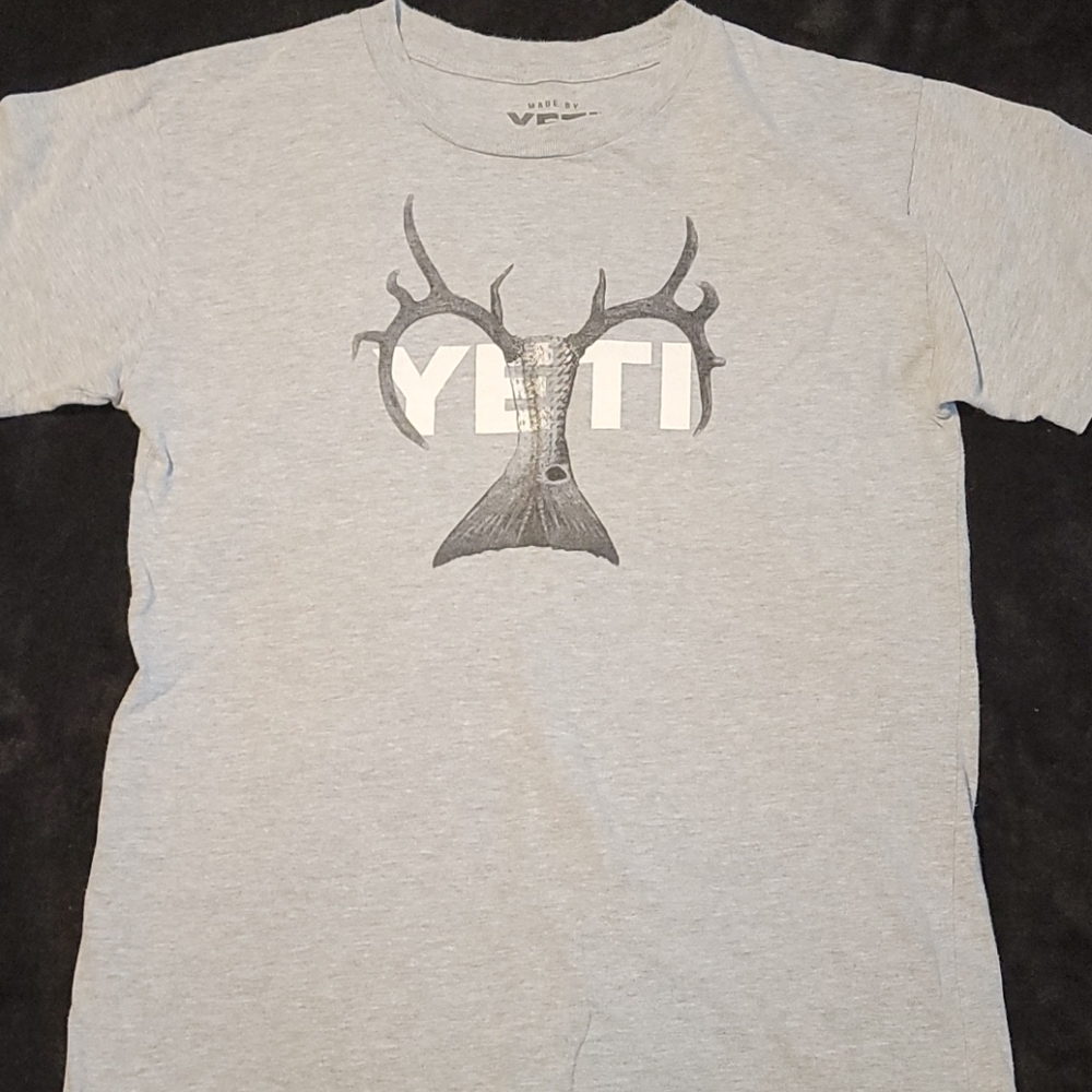 Yeti tee Bundle Only!😁